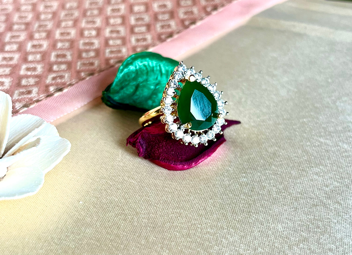 EMERALD DAZZLE ZIRCONIA RING