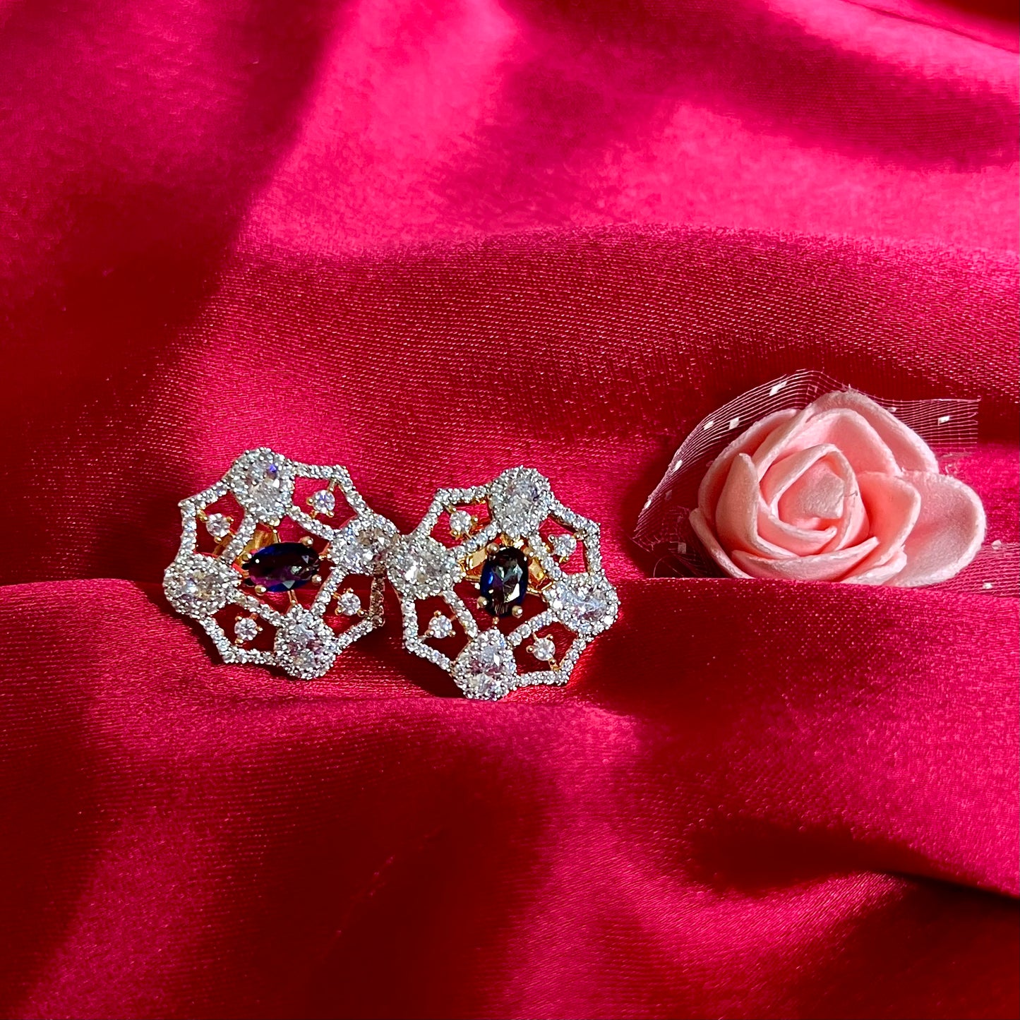 BLUE KAVYA PENDANT SET