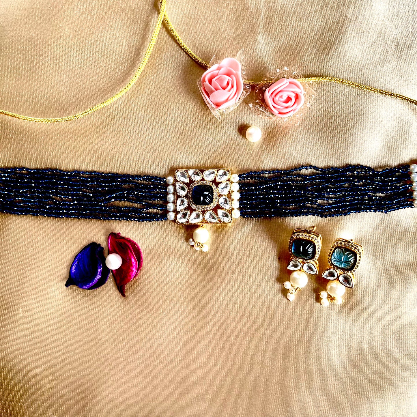 BLUE FIONA CHOKER SET