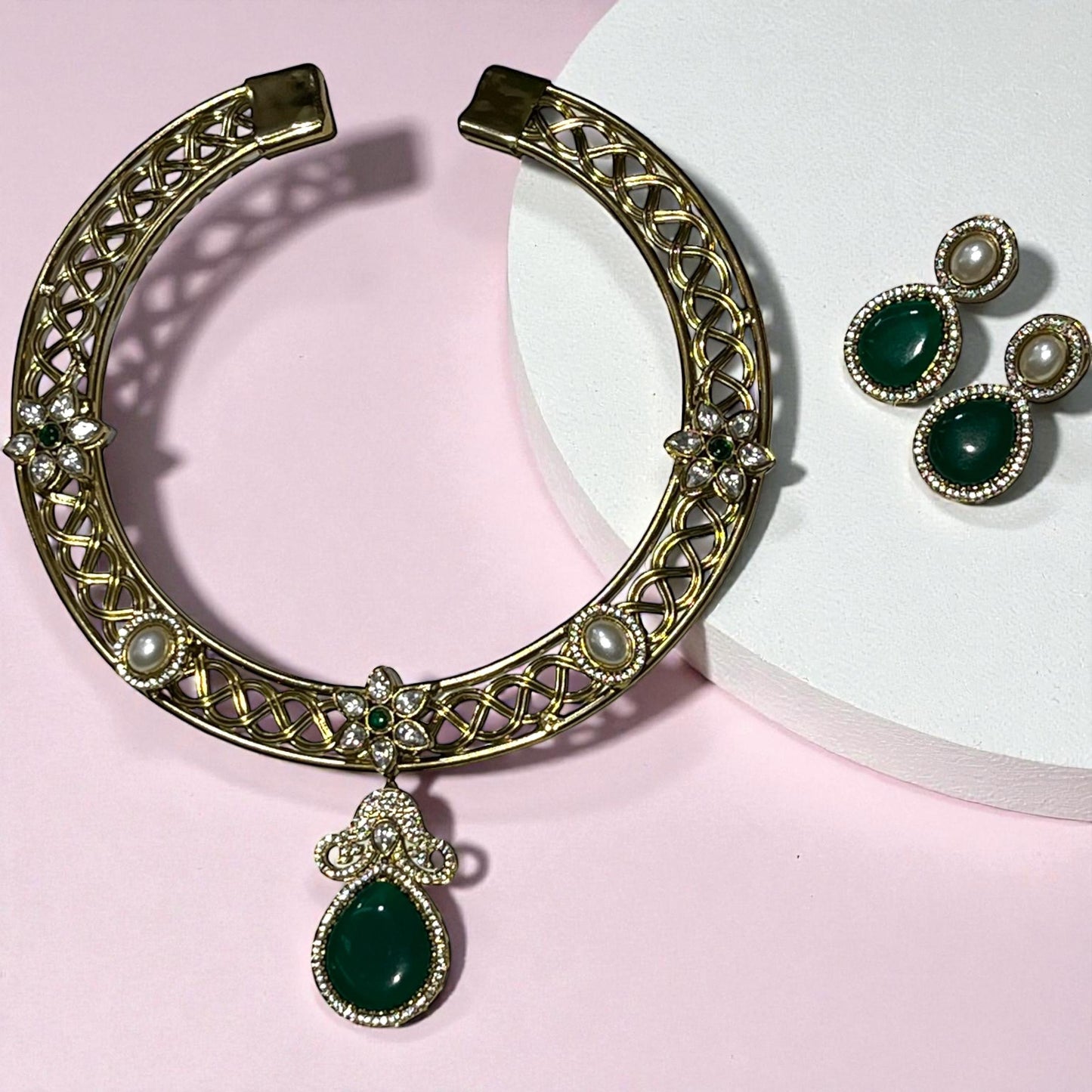 EMERALD SUNSHINE HASLI NECKLACE SET