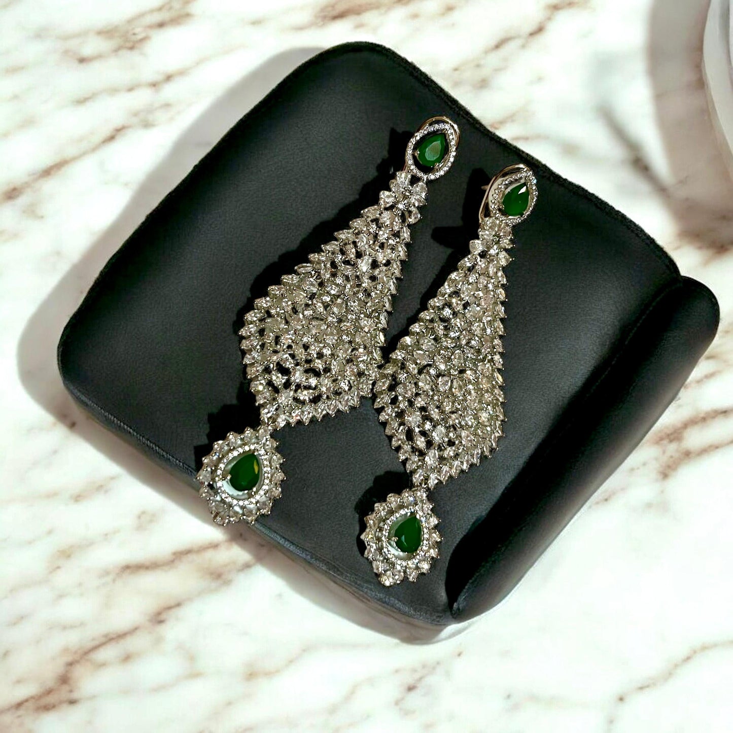 EMERALD MANYA NECKLACE SET