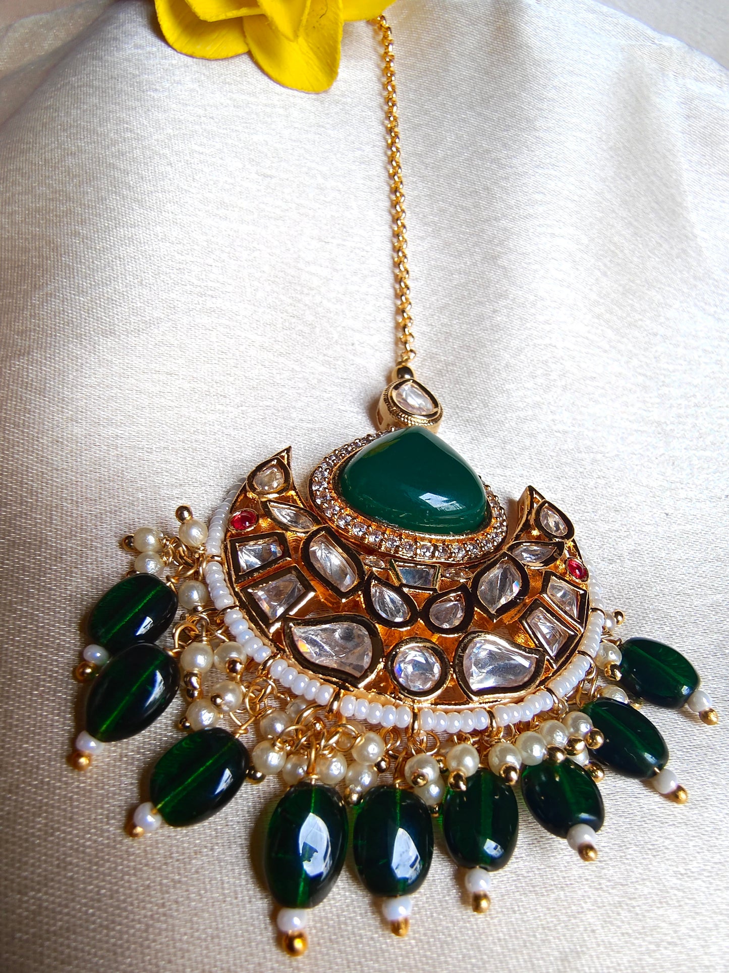 EMERALD PIYA MAANG TIKKA