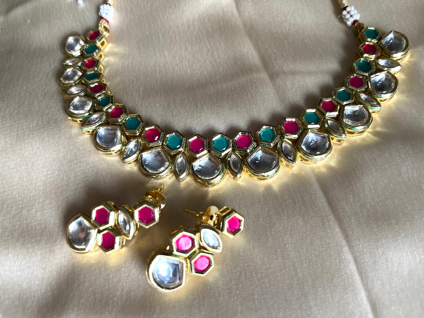 GREENPINK MYRA NECKLACE SET