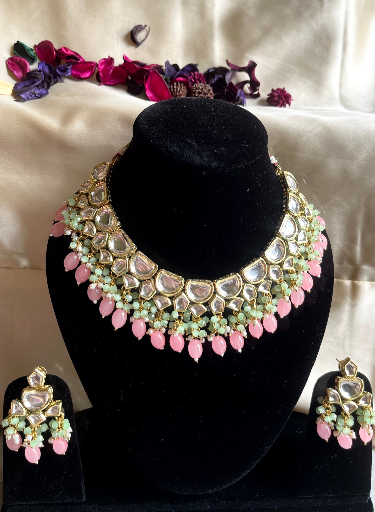 MINT GREENPINK NITYA NECKLACE SET