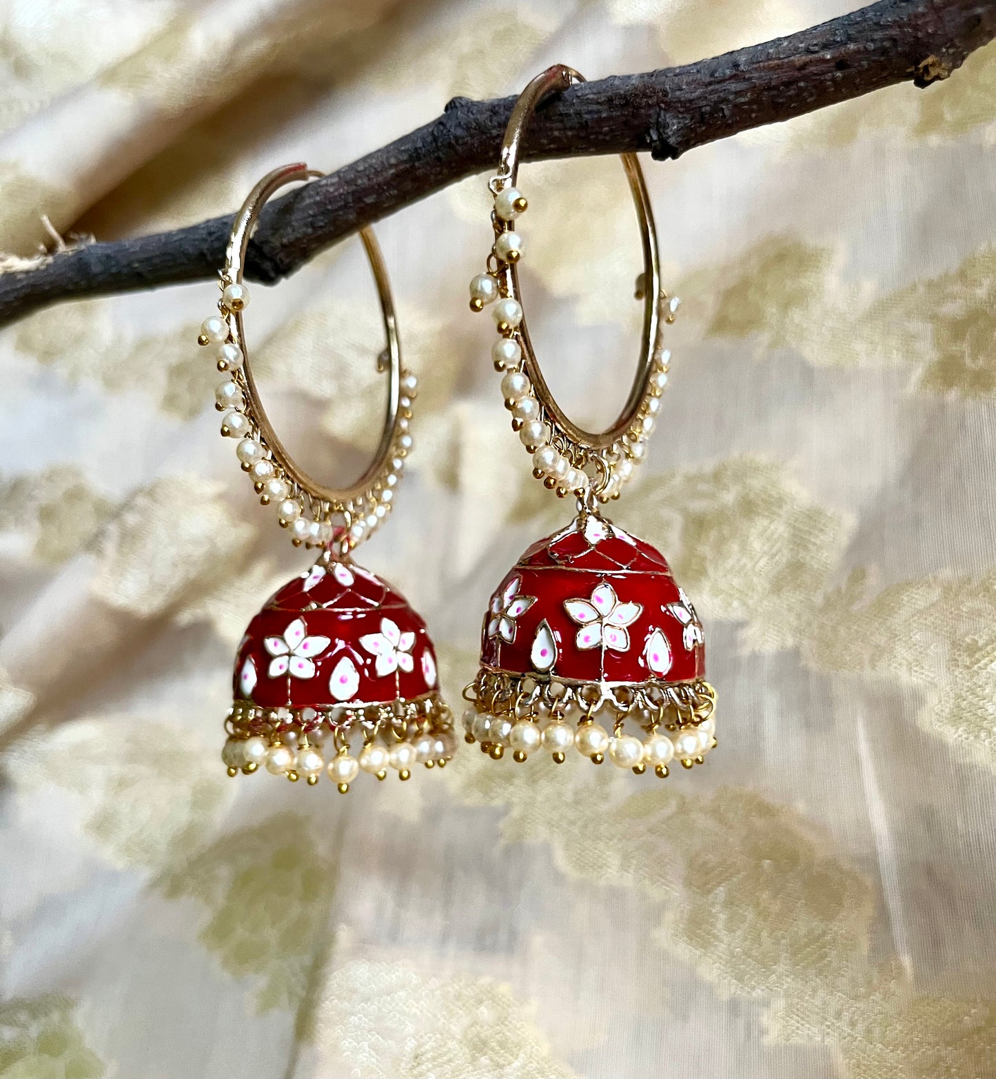 MAROON ZOYA JHUMKIS