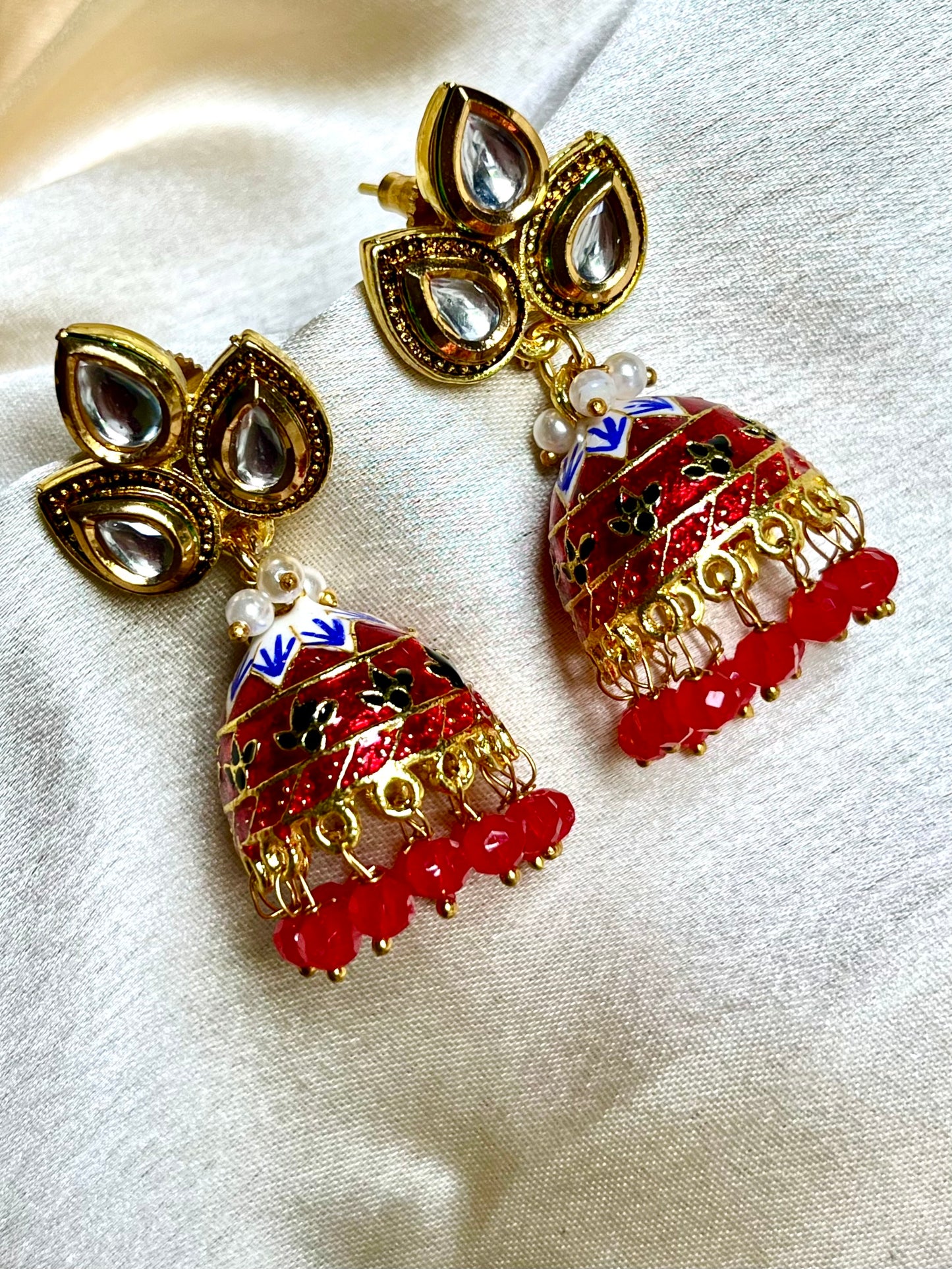 RED PRITHVI JHUMKIS