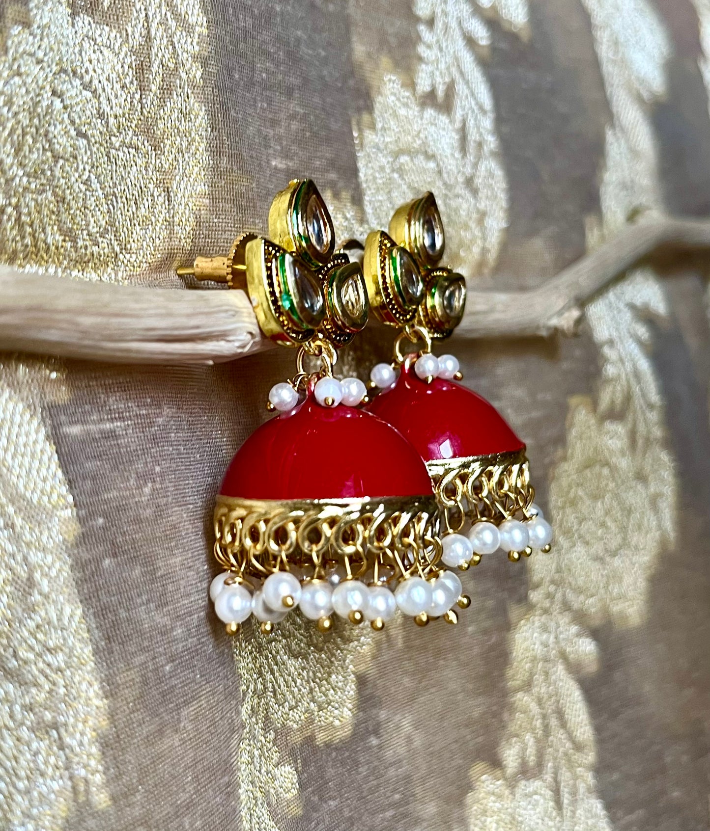 RED LYNAYA JHUMKIS