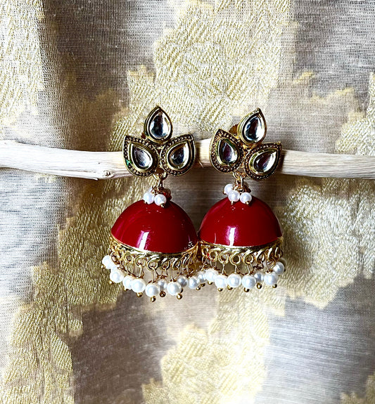 RED LYNAYA JHUMKIS