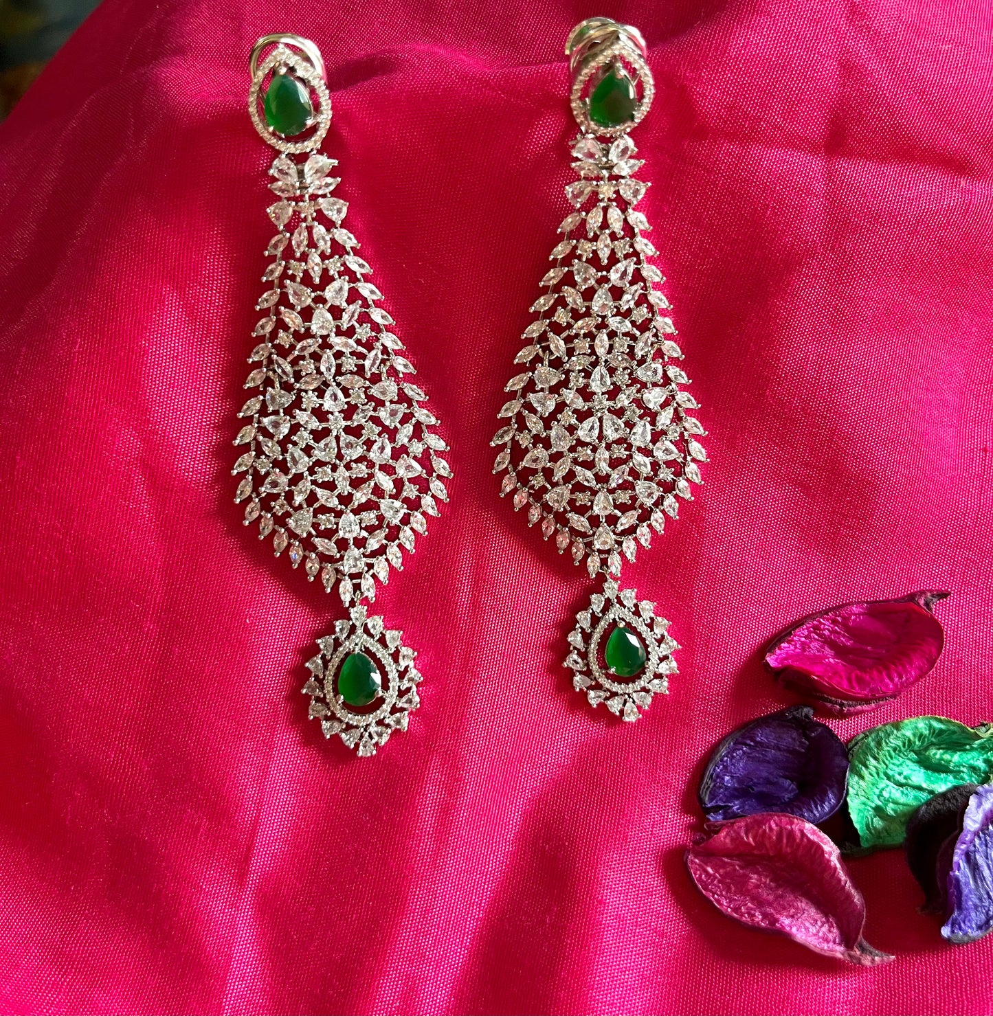 EMERALD MANYA NECKLACE SET