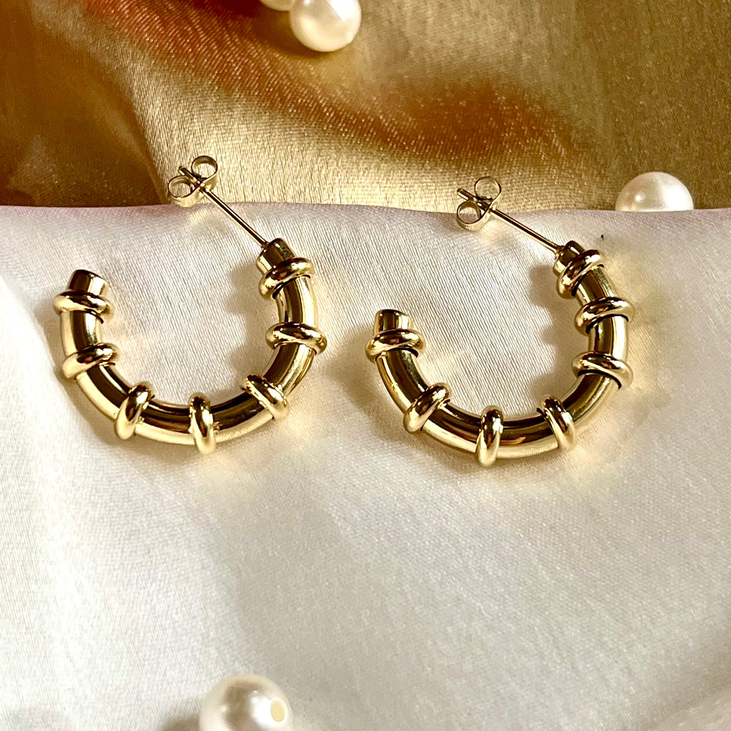 SUNKISSED GOLD HOOPS 111-0020