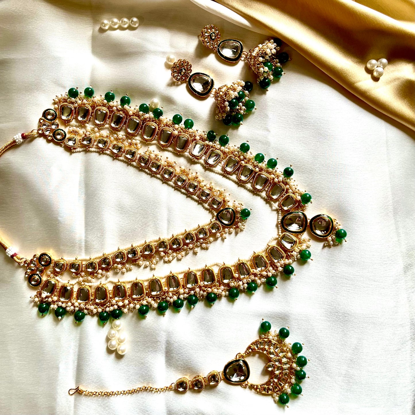 EMERALD SHYAMLI NECKLACE SET