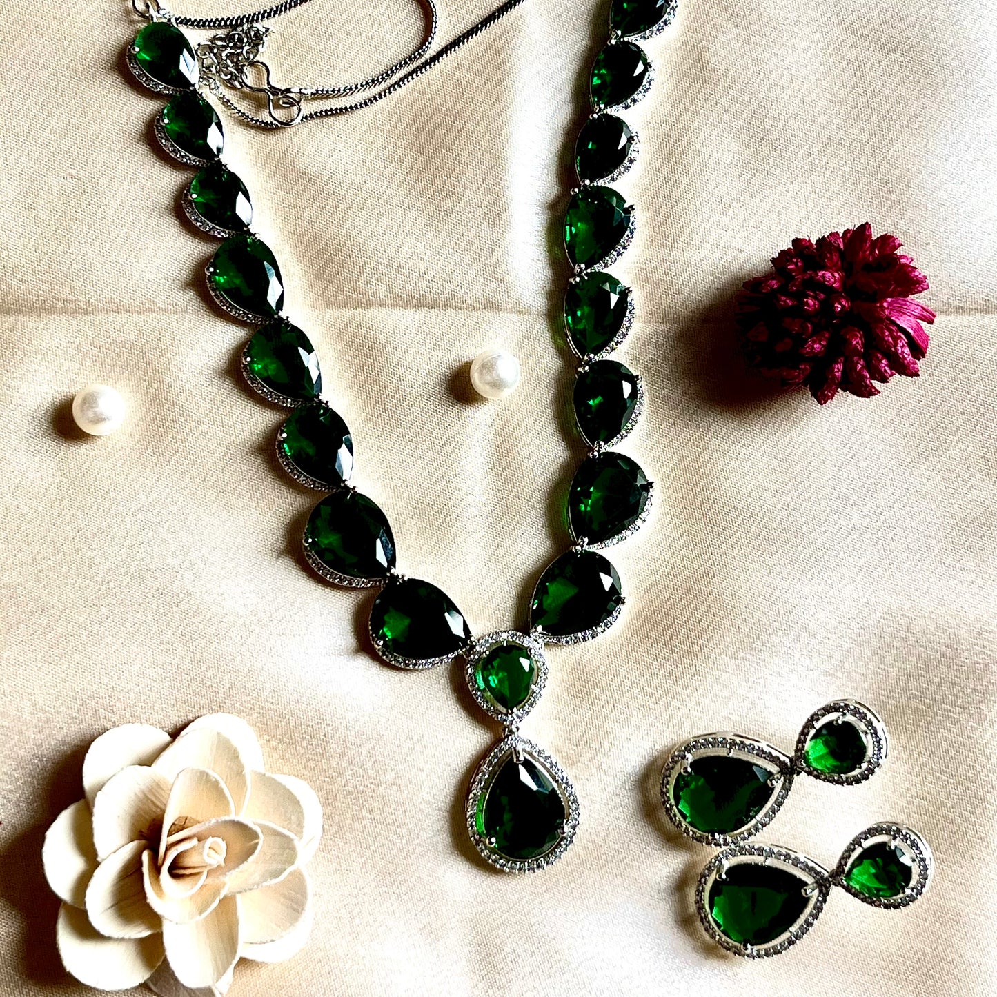 EMERALD AUTUMN NECKLACE SET