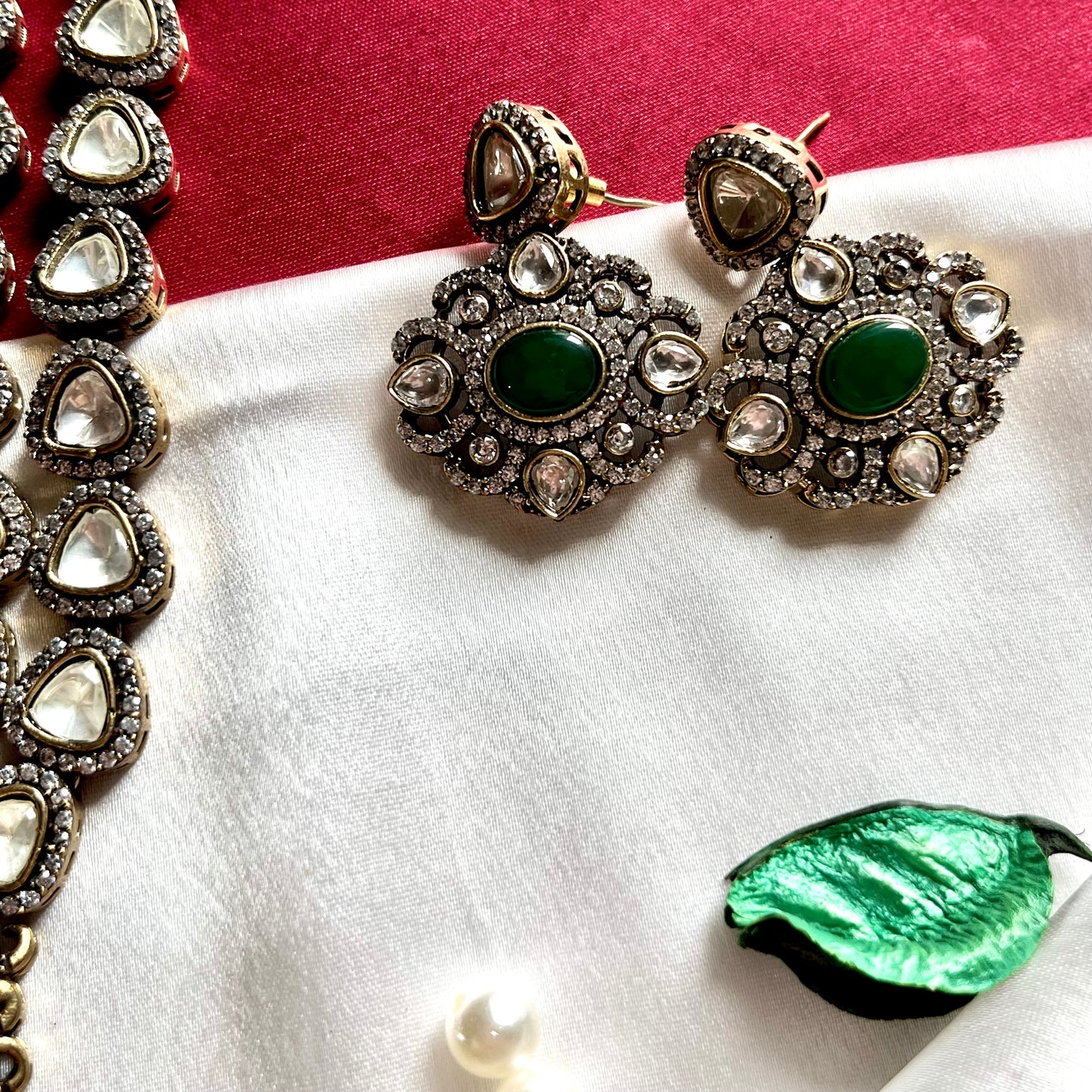 EMERALD SURMAYI NECKLACE SET