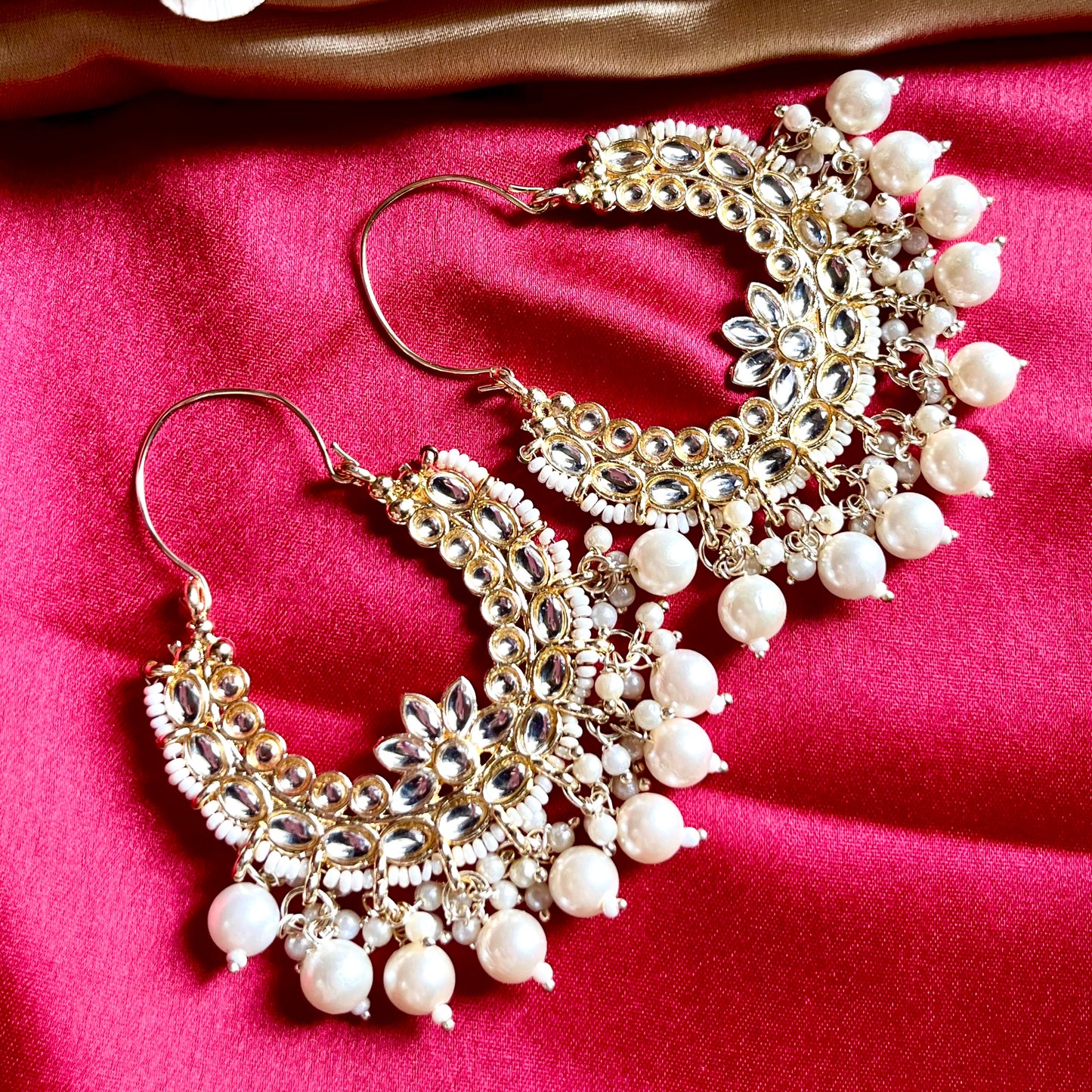IVORY PEARLY EARRINGS