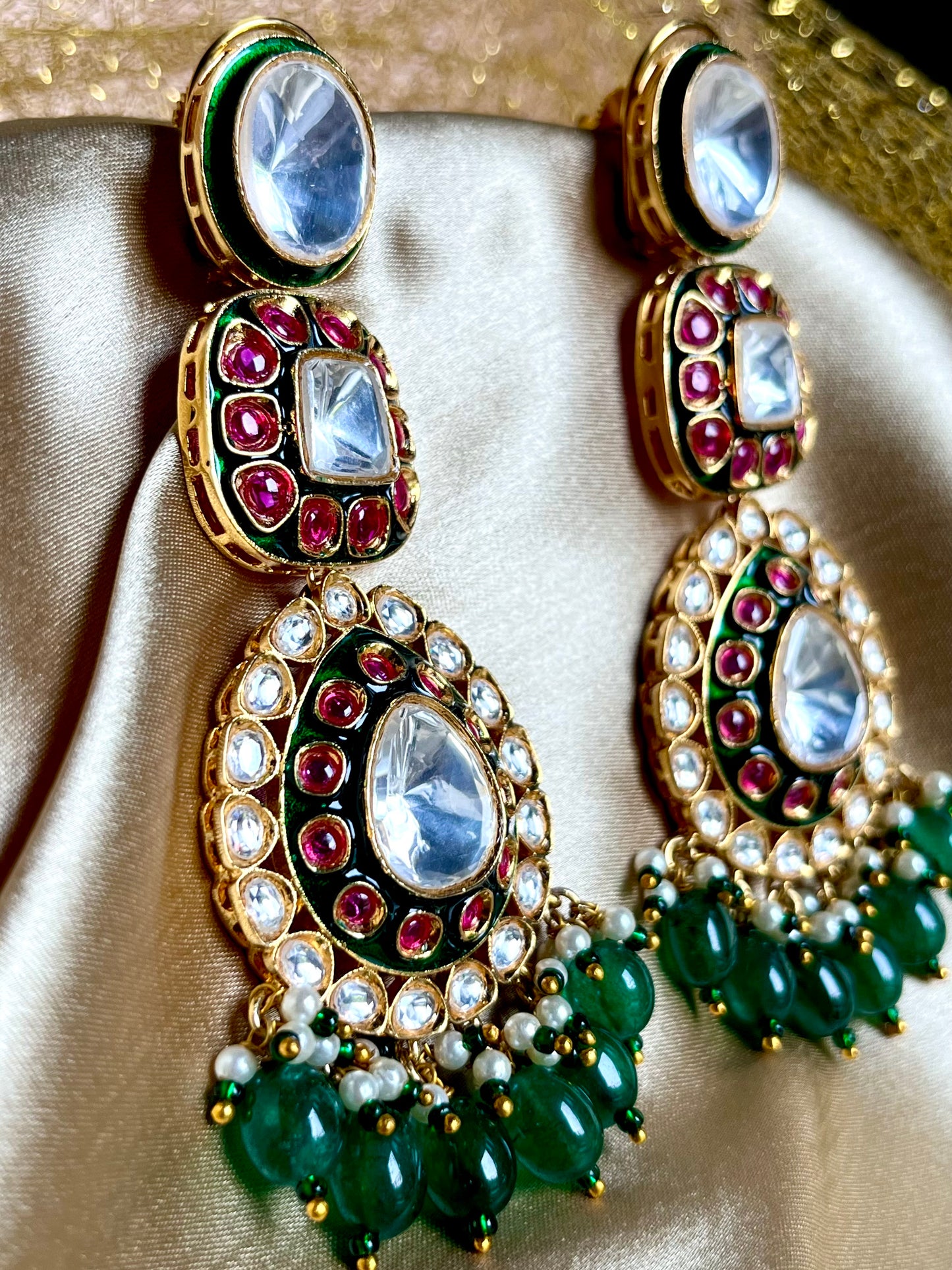 EMERALD TYAANI KUNDAN EARRING