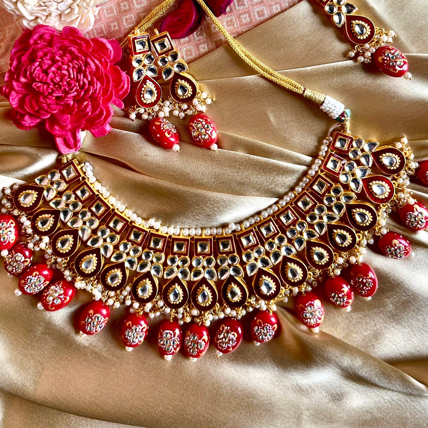 GOLDEN RUBY RATRI NECKLACE SET