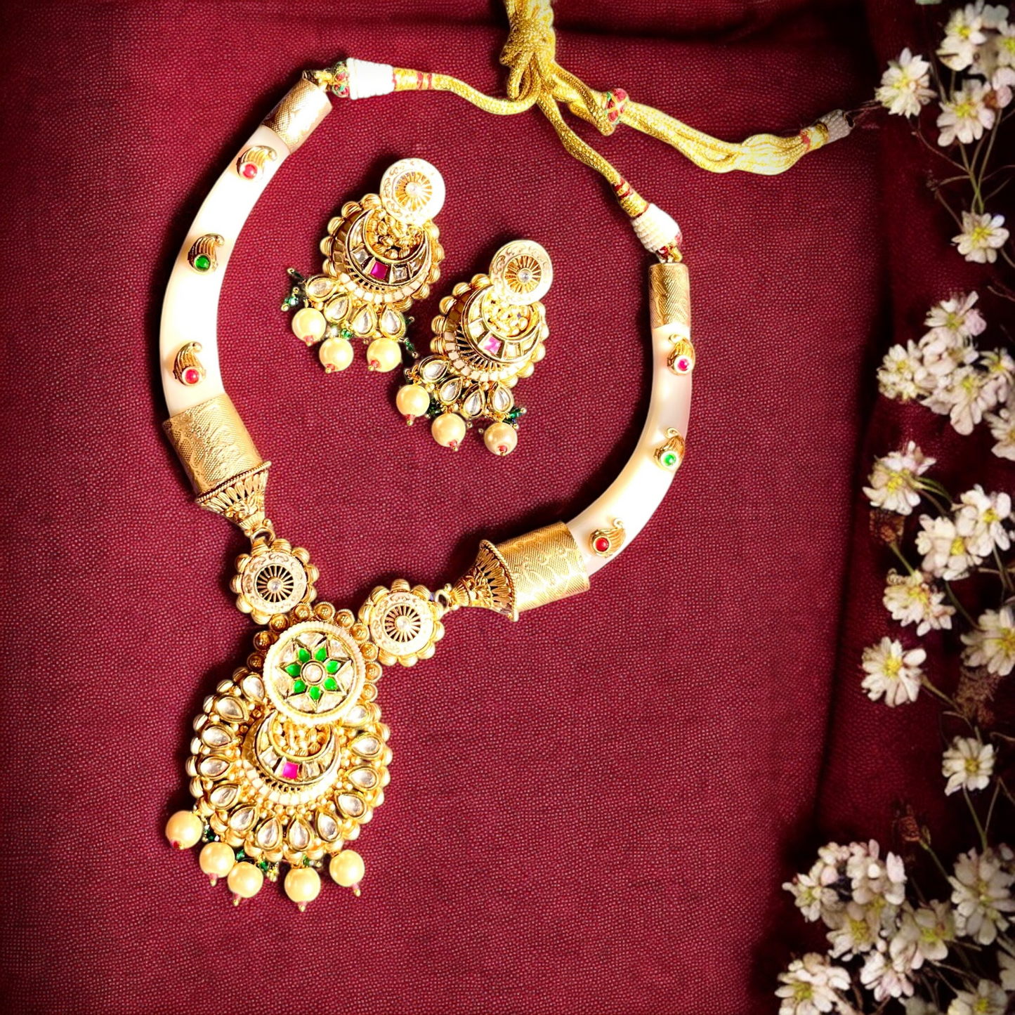 EMERALD HASLI NECKLACE SET