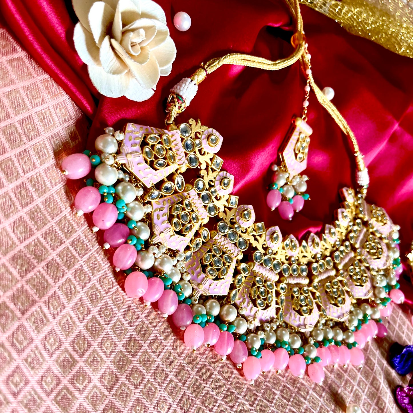 PINK SUNHERI NECKLACE SET