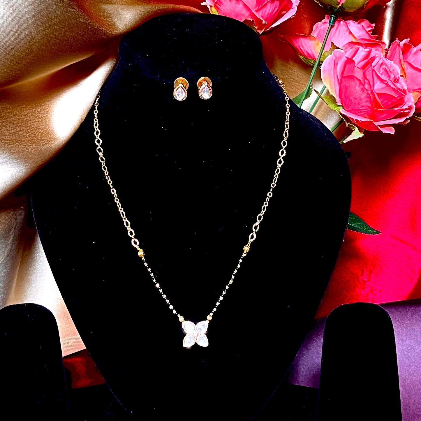 GOLDEN LILY MANGALSUTRA SET