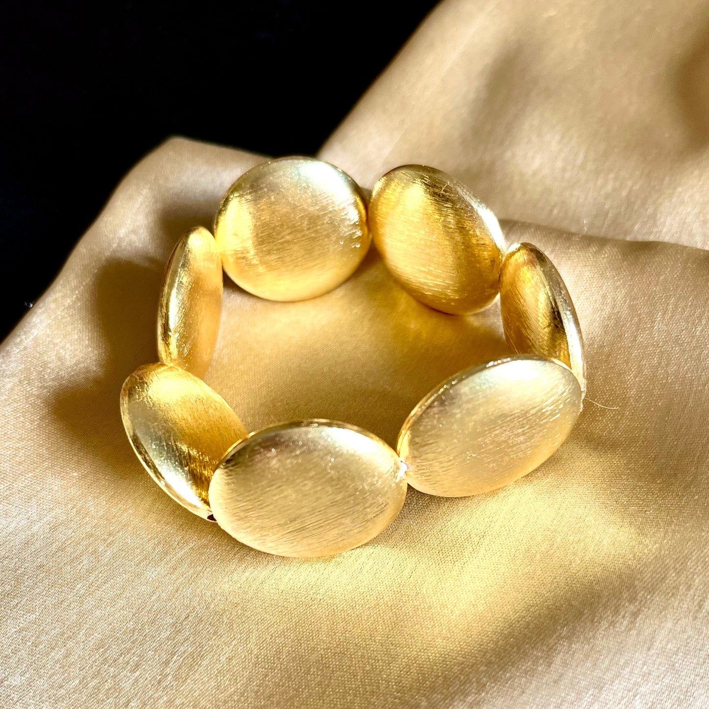 GOLD HUE DAZZLE BRACELET