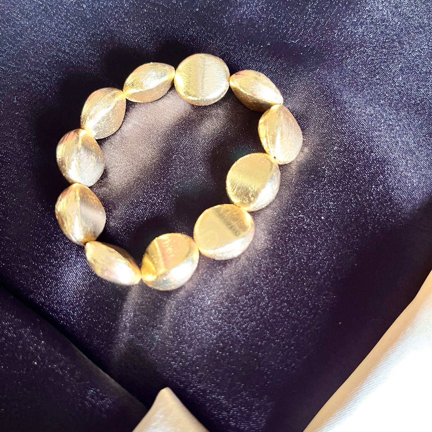 GOLD HUE SHIMMER BRACELET