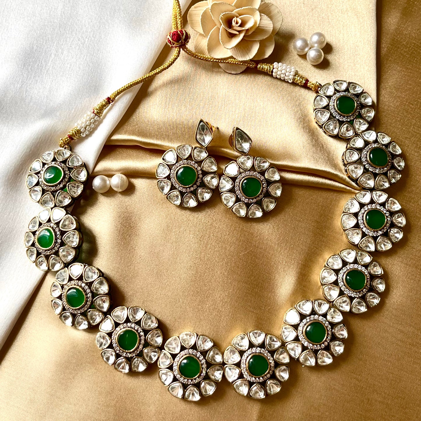 EMERALD GAURI CHOKER SET