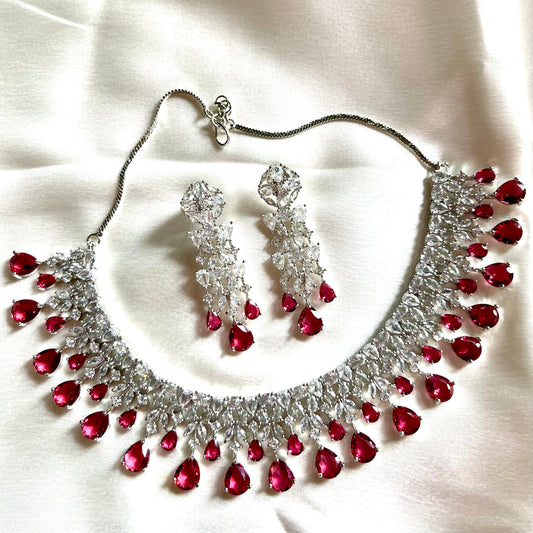 RUBY SHAKIRA NECKLACE SET