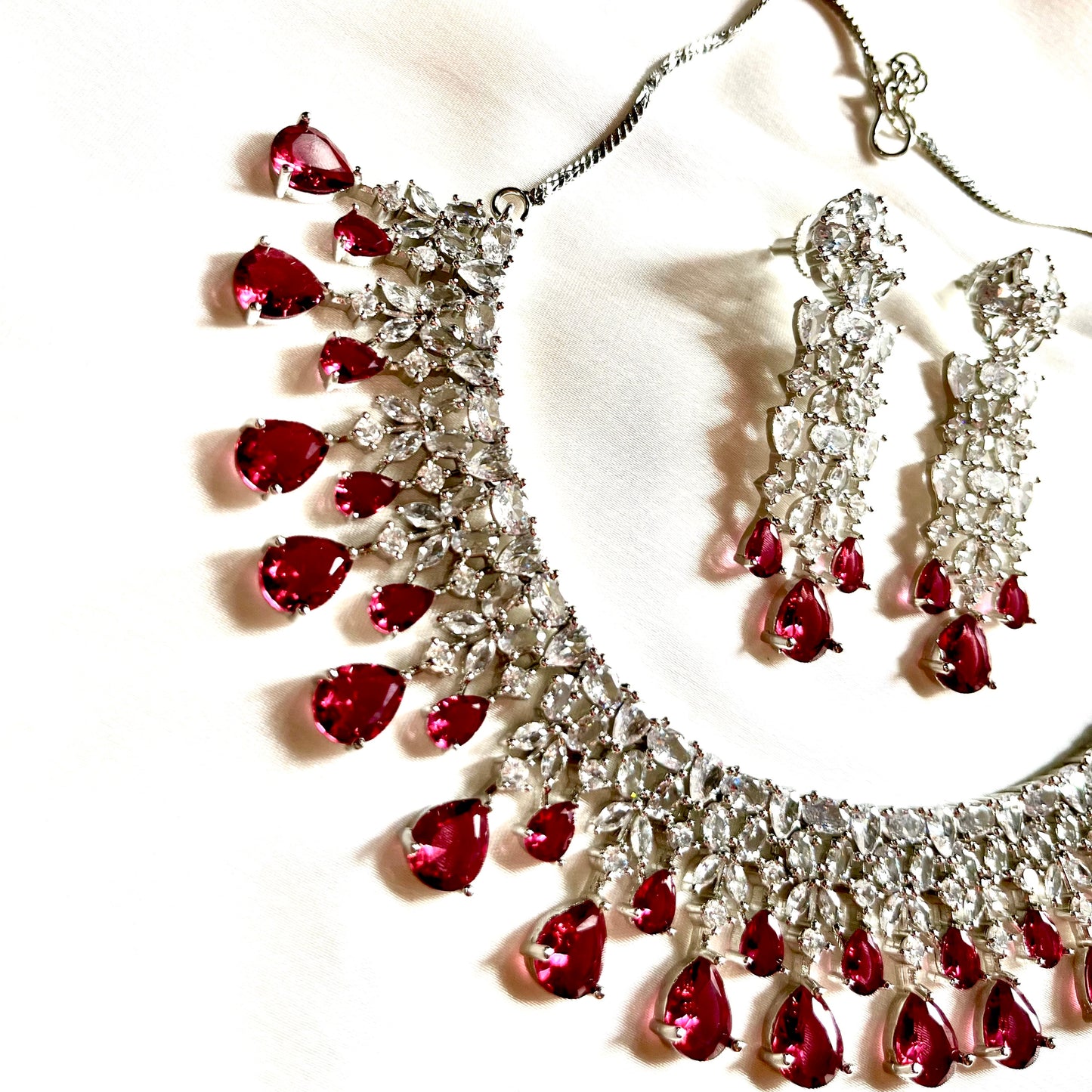 RUBY SHAKIRA NECKLACE SET