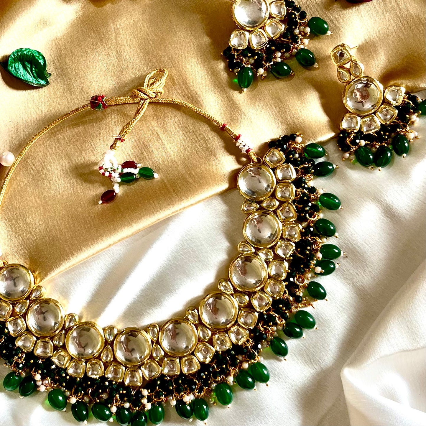 EMERALD PAVANI NECKLACE SET