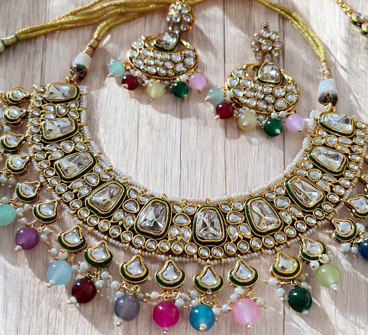 MULTICOLOUR KAASHVI NECKLACE SET