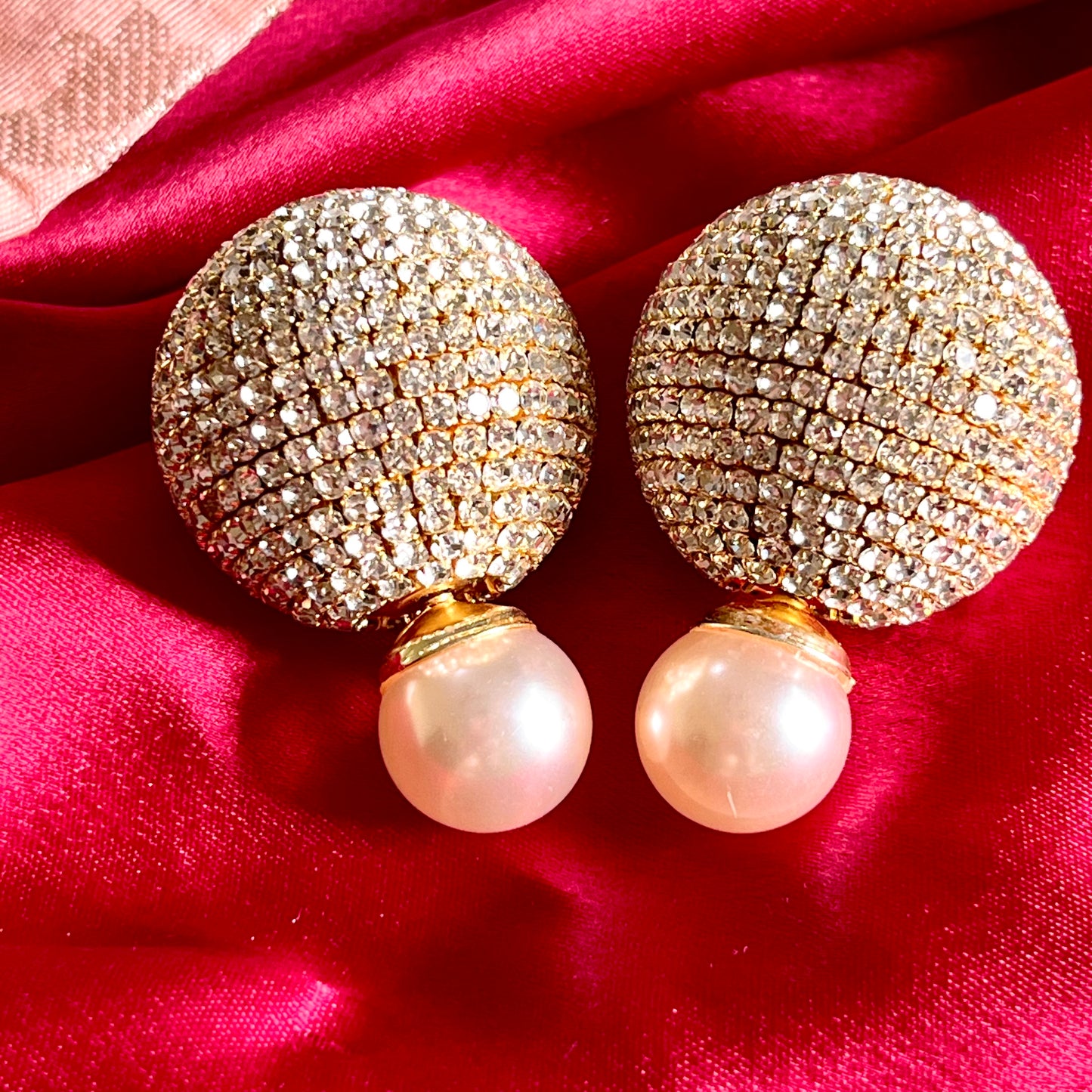 SILVER GLOBE STUDS