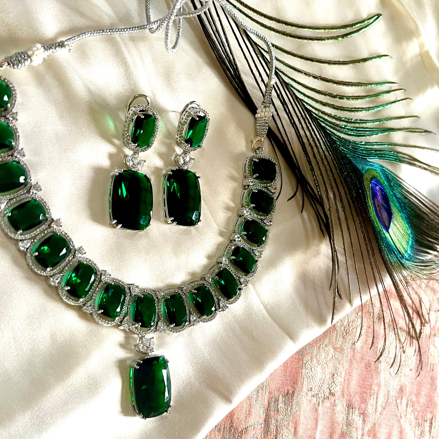 EMERALD FAIRY ZIRCONIA NECKLACE SET