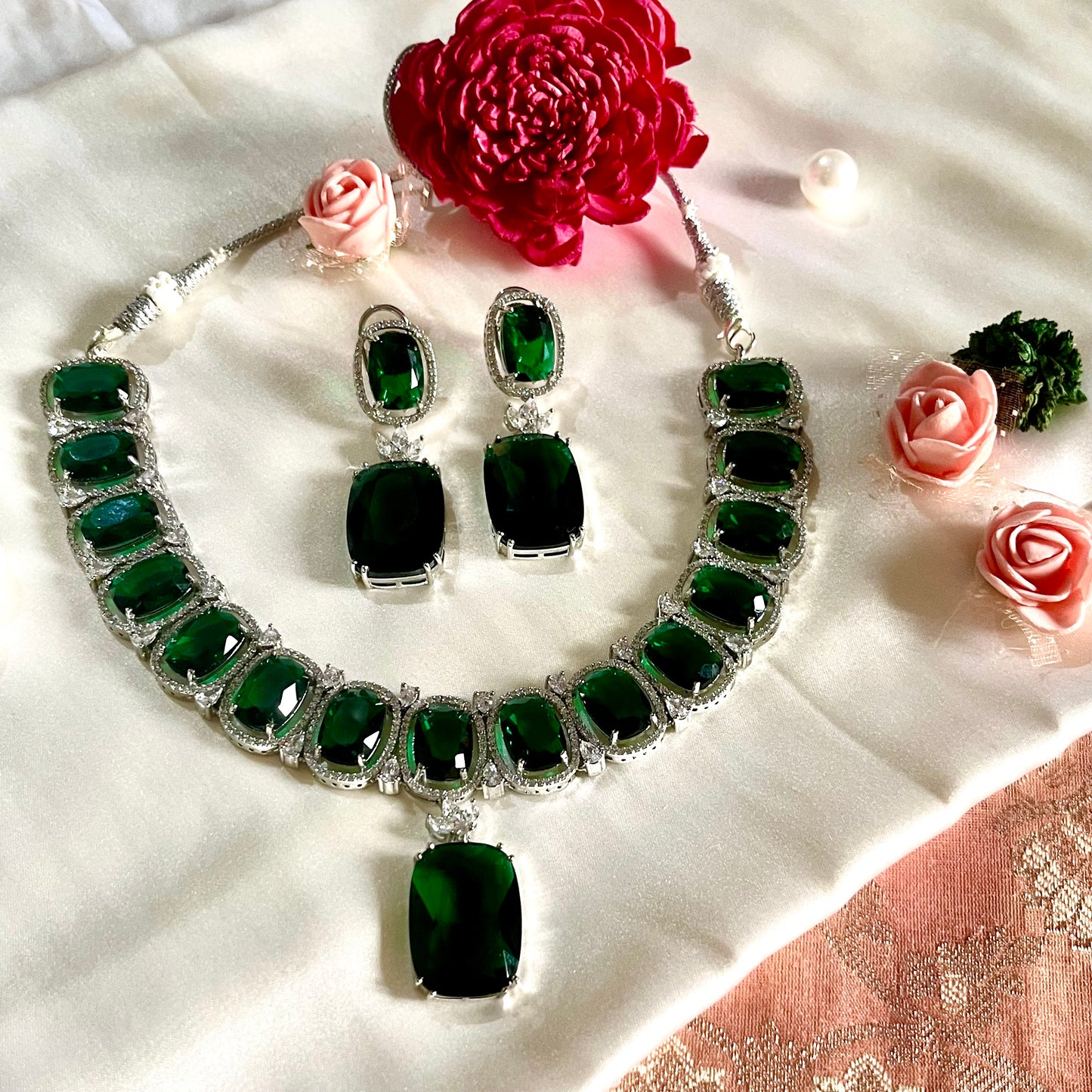 EMERALD FAIRY ZIRCONIA NECKLACE SET