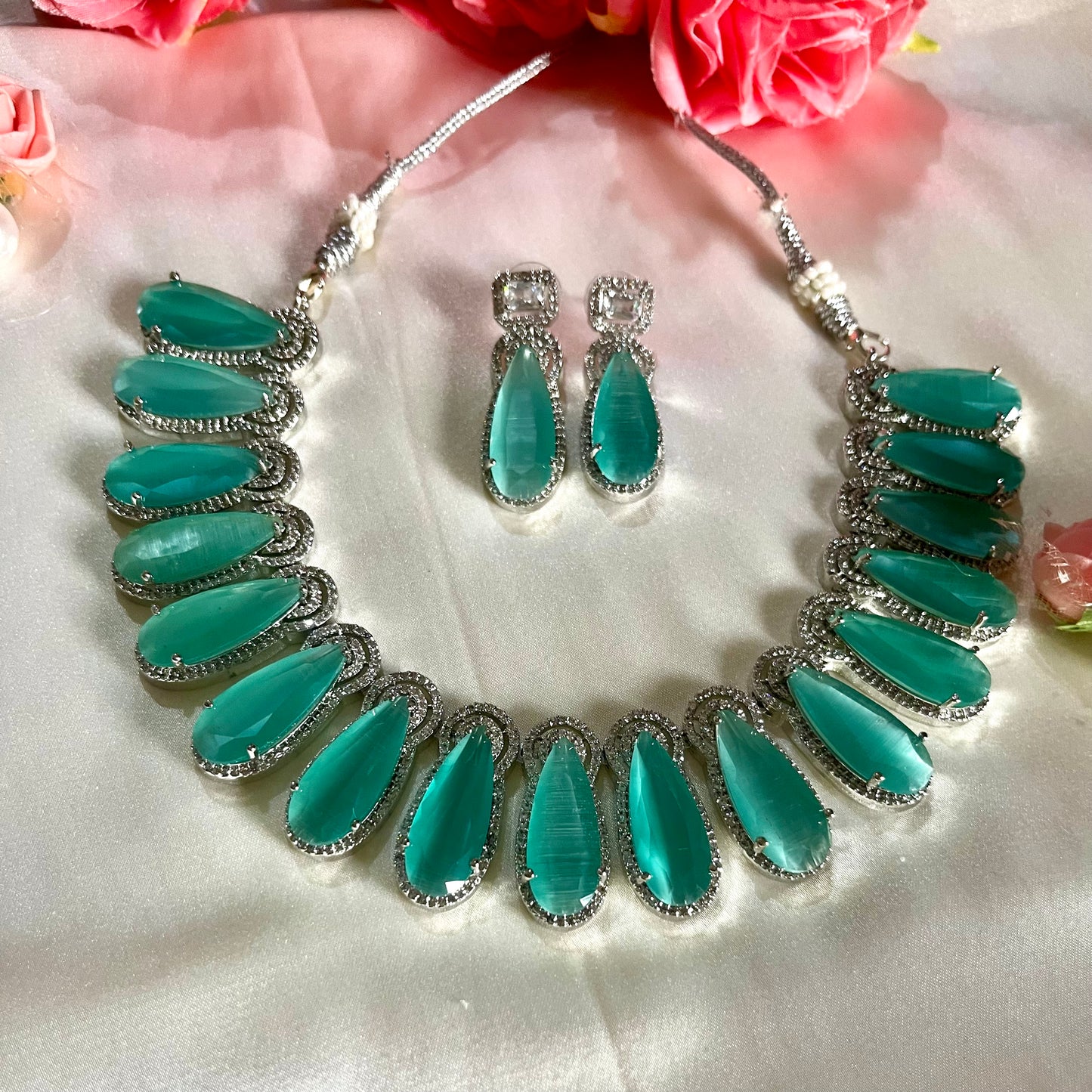 MINTGREEN IRA ZIRCONIA NECKLACE SET