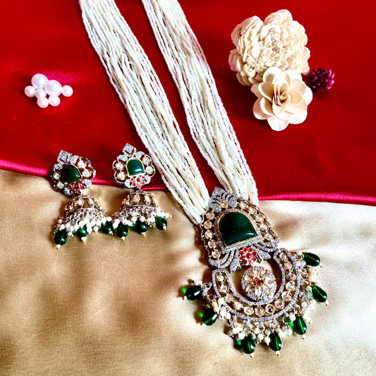 EMERALD SAANJ NECKLACE SET