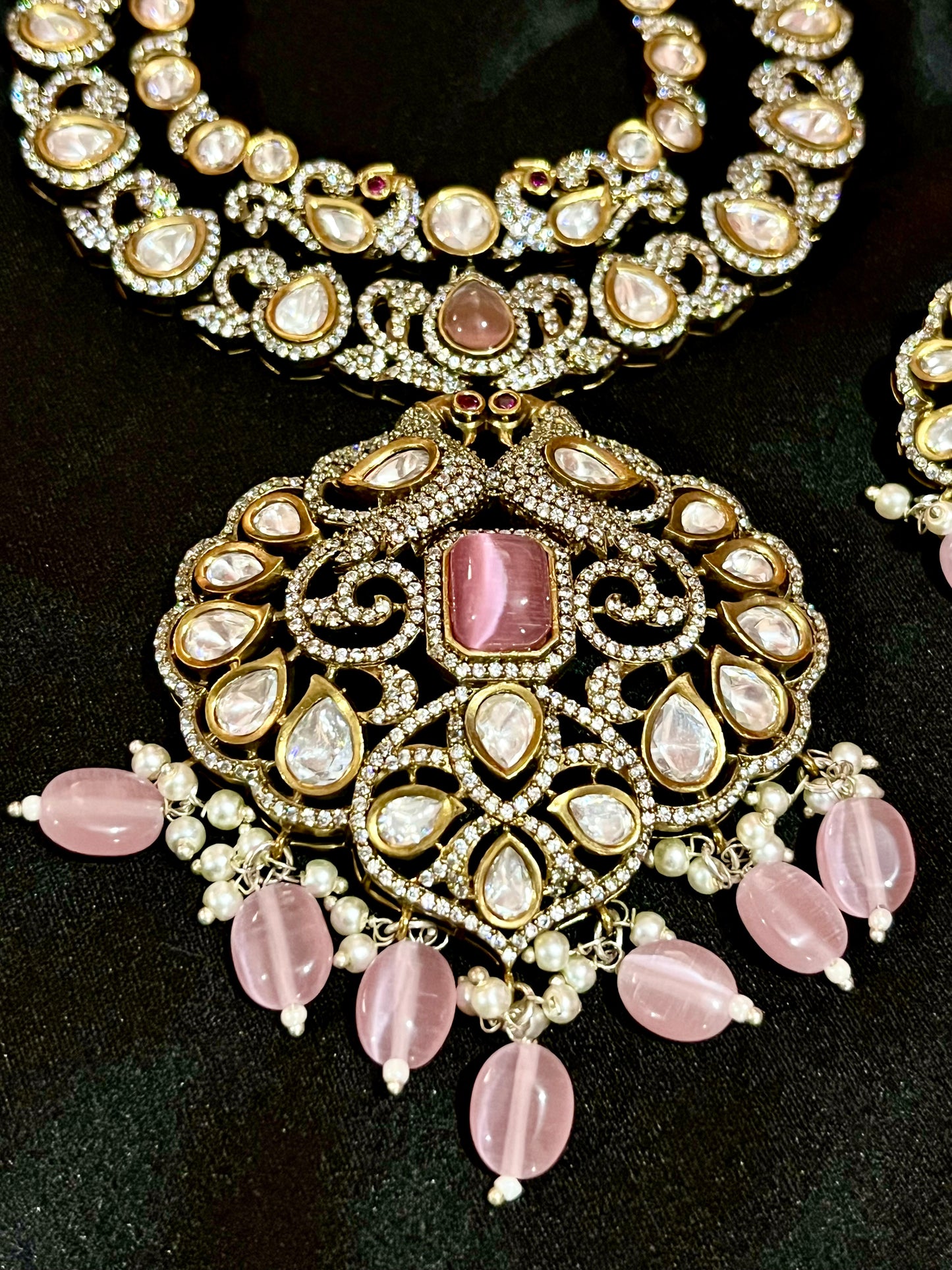 PINK SALONI NECKLACE SET