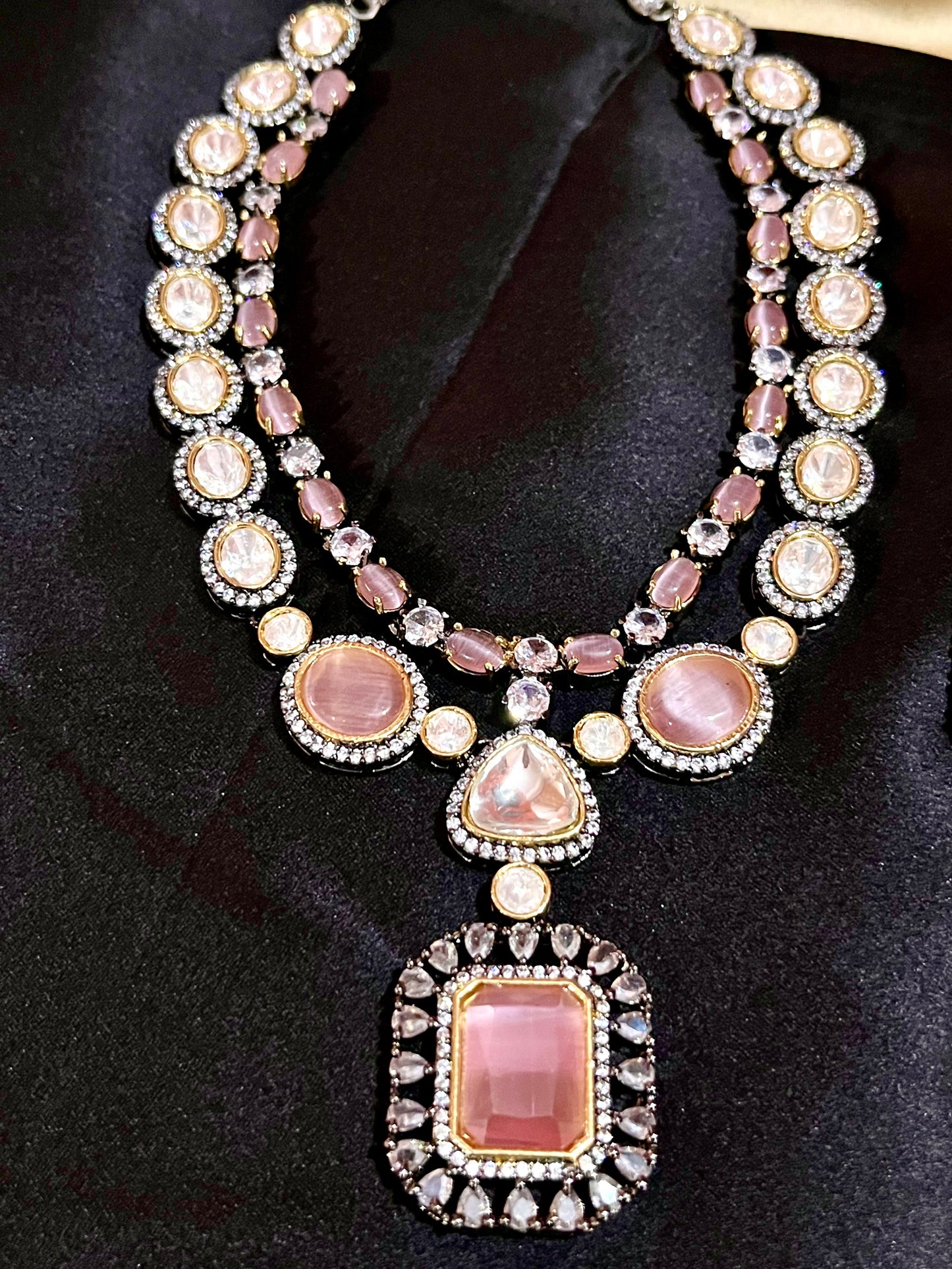 PINK ZENA NECKLACE SET