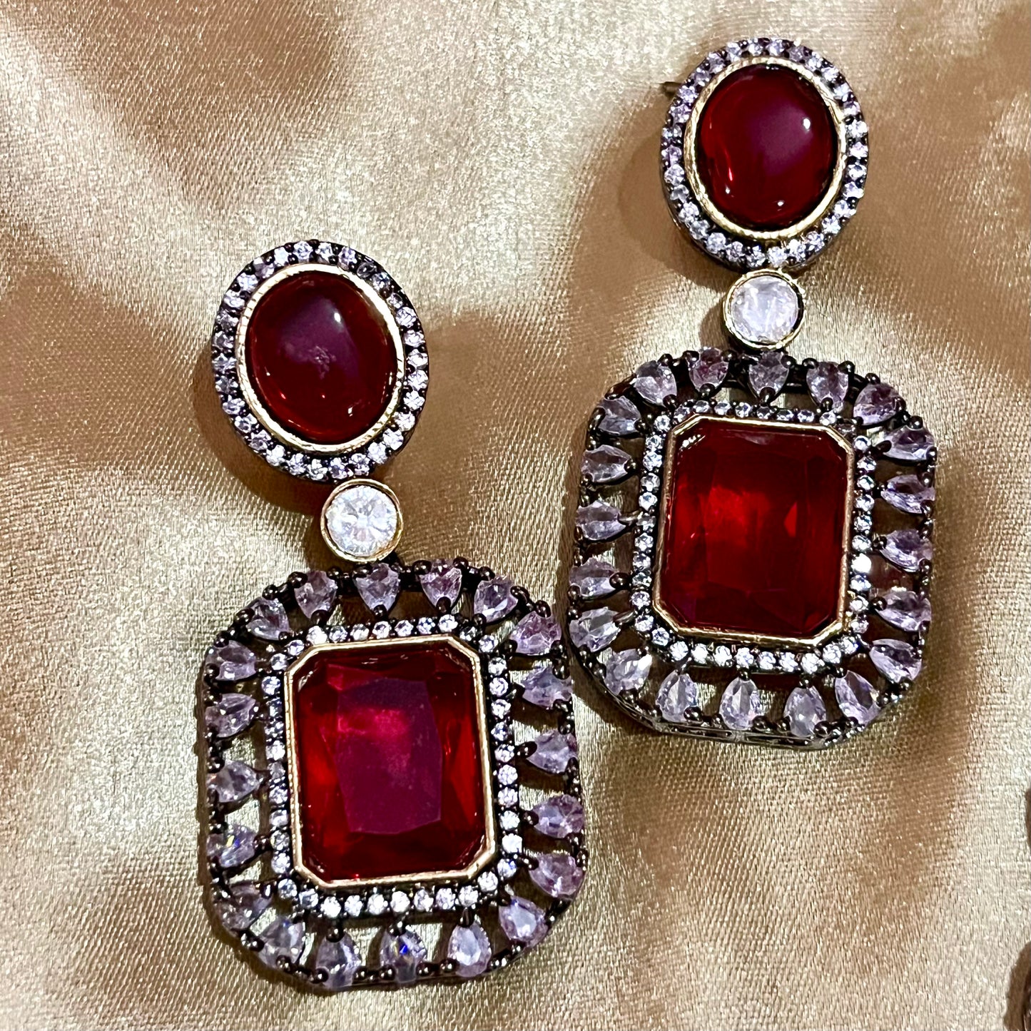 RUBY ZENA NECKLACE SET