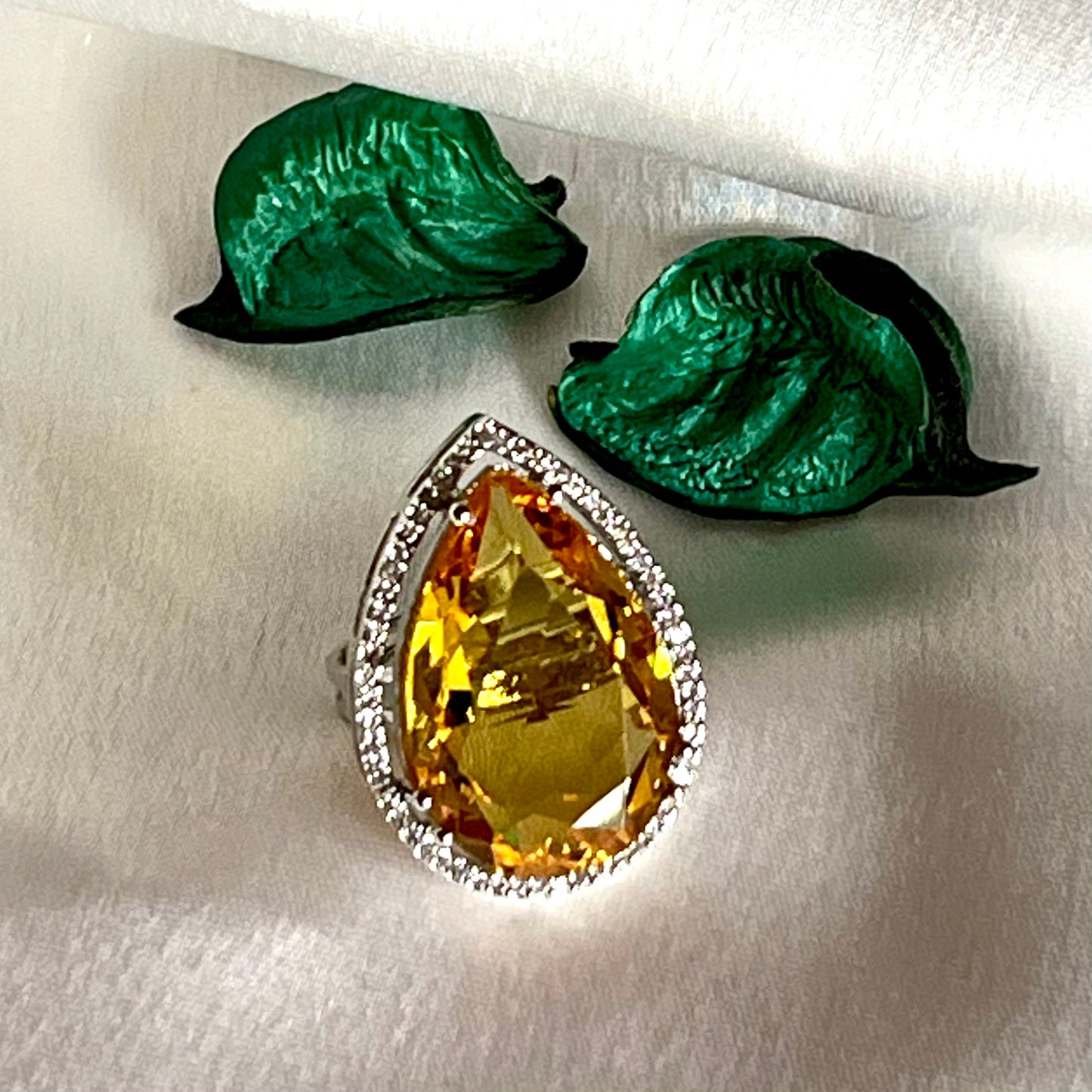 YELLOW BELLA ZIRCONIA RING