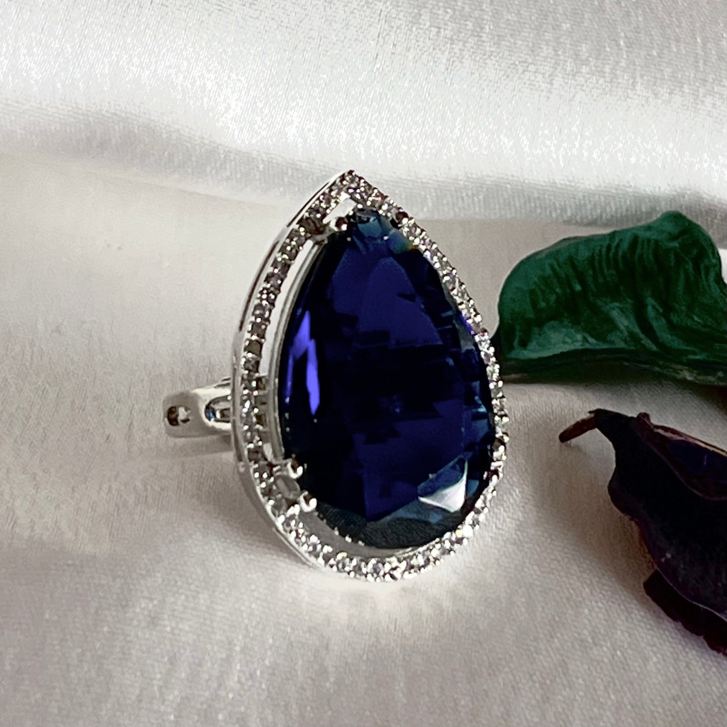 BLUE BELLA ZIRCONIA RING