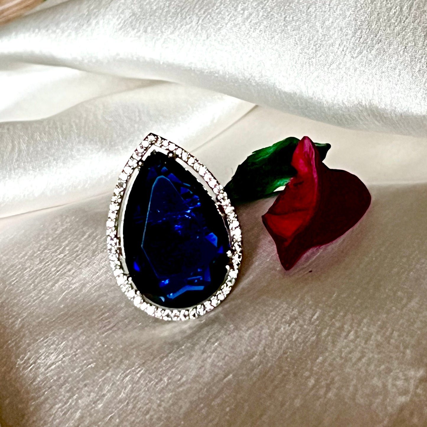 BLUE BELLA ZIRCONIA RING