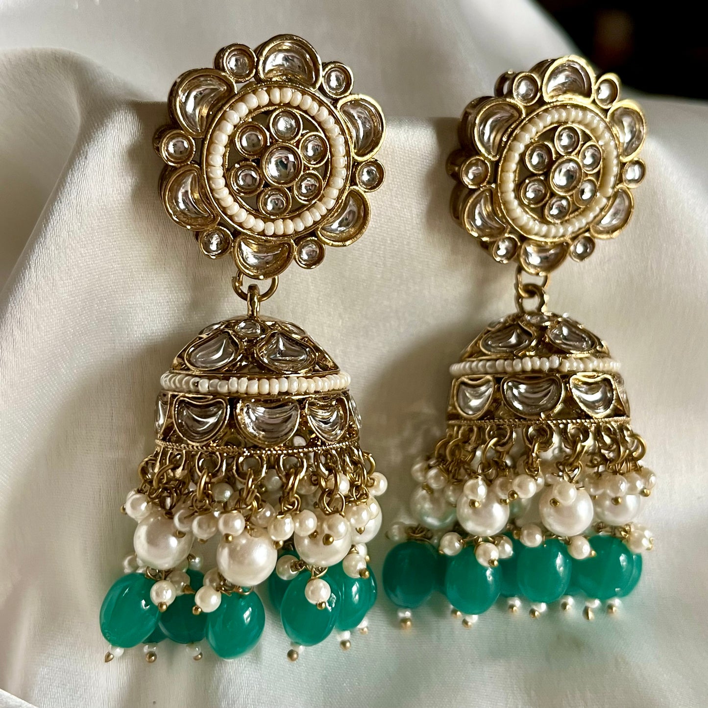 EMERALD SUHANA JHUMKIS