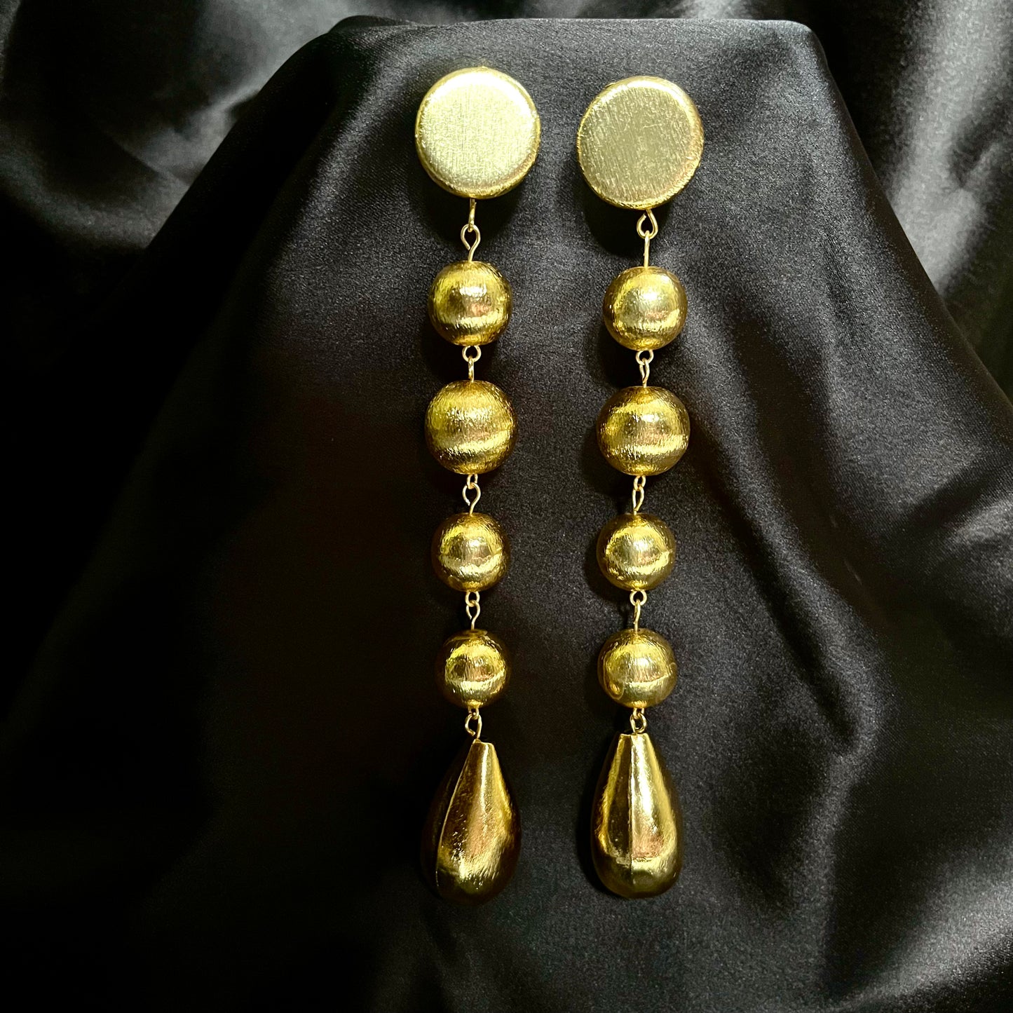 GOLD DROP DANGLERS