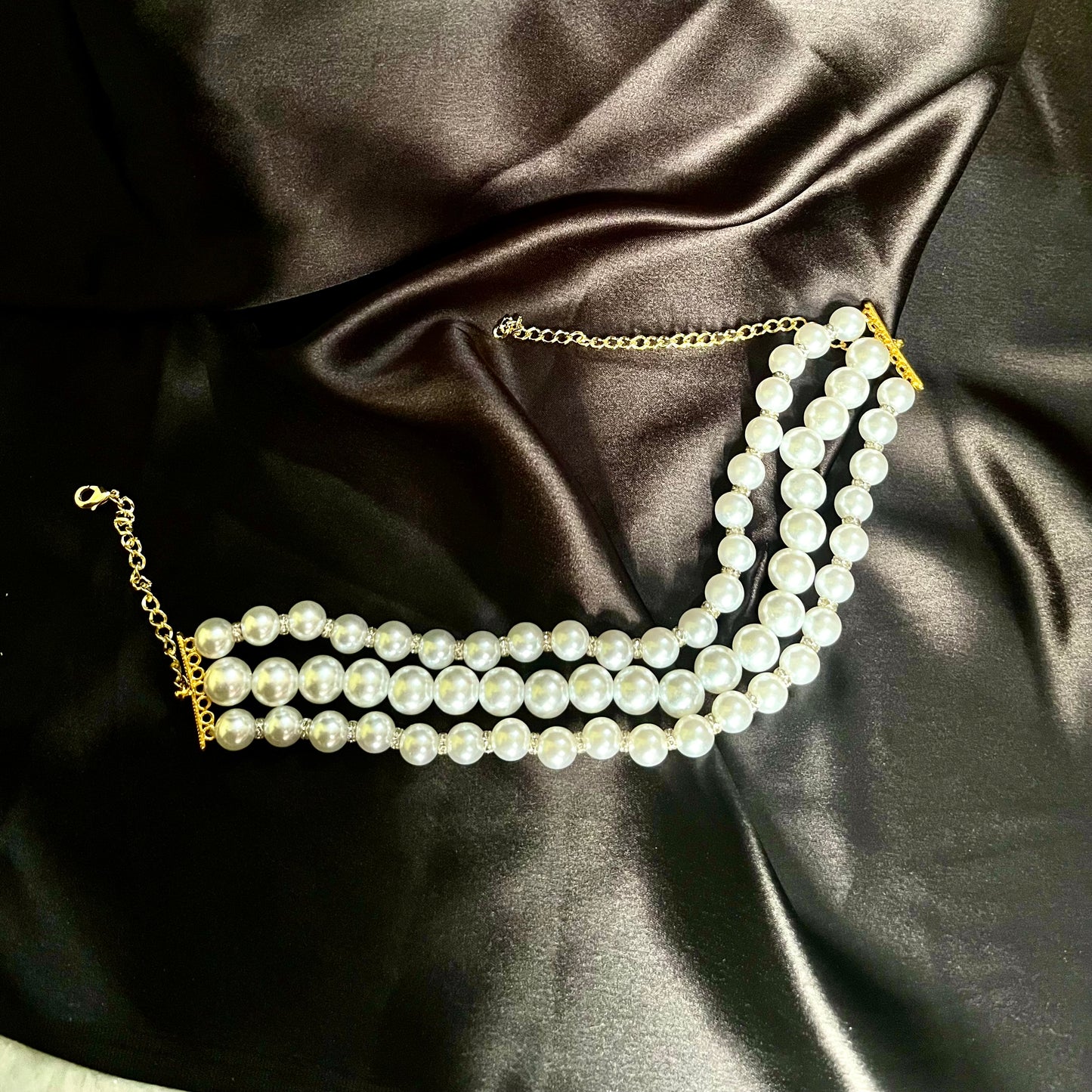 PEARL DIANA NECKPIECE