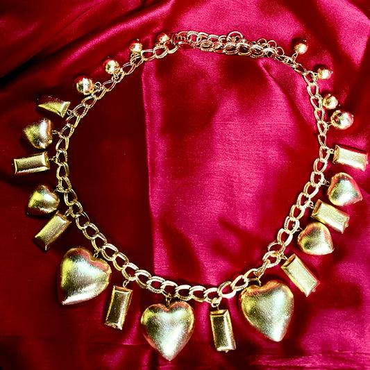 GOLDEN HEART NECKPIECE