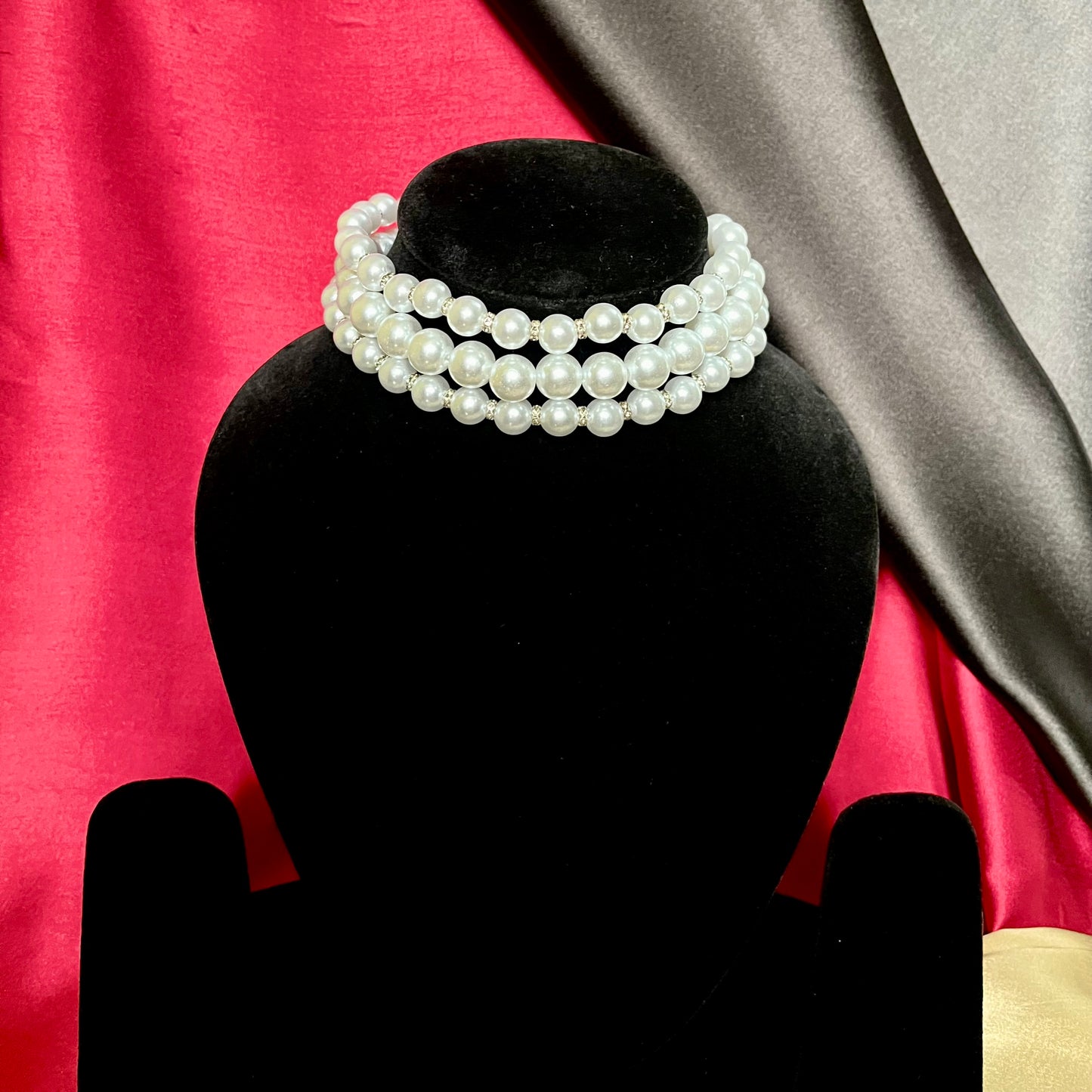 PEARL DIANA NECKPIECE