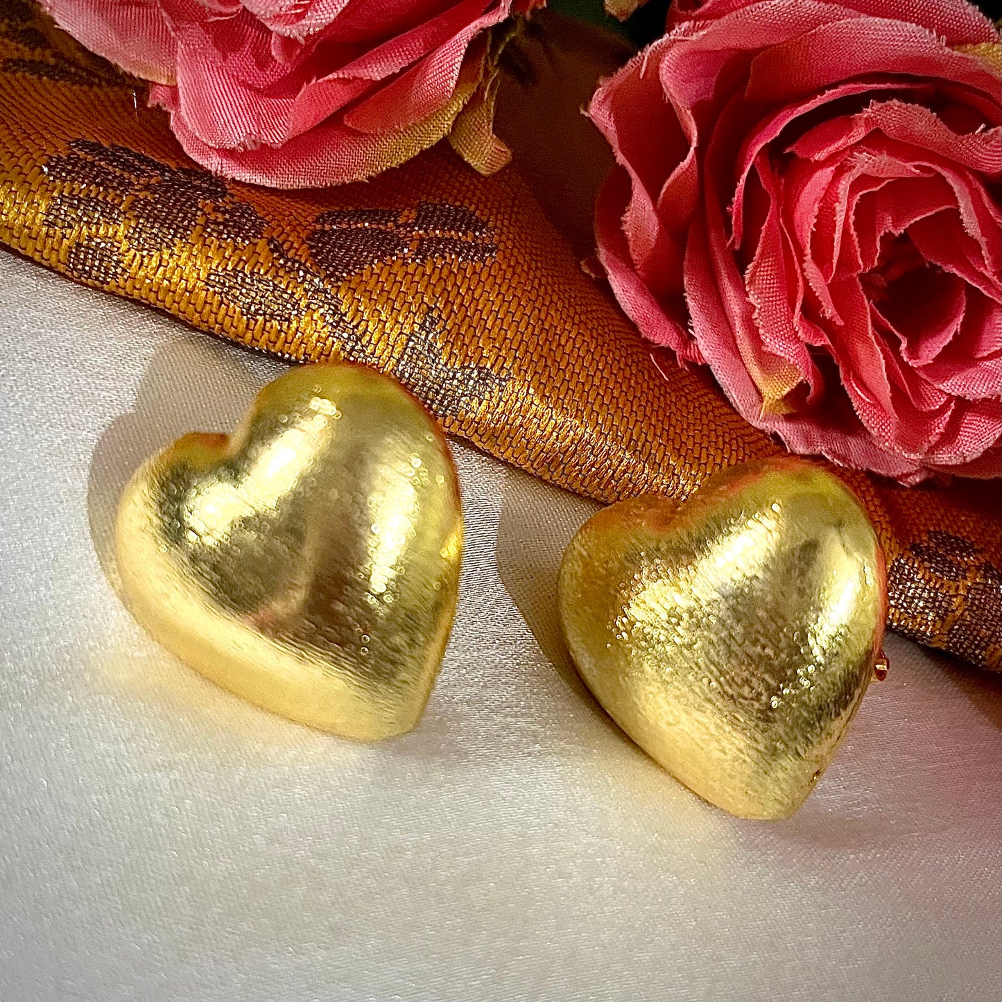 GOLDEN HEART STUDS