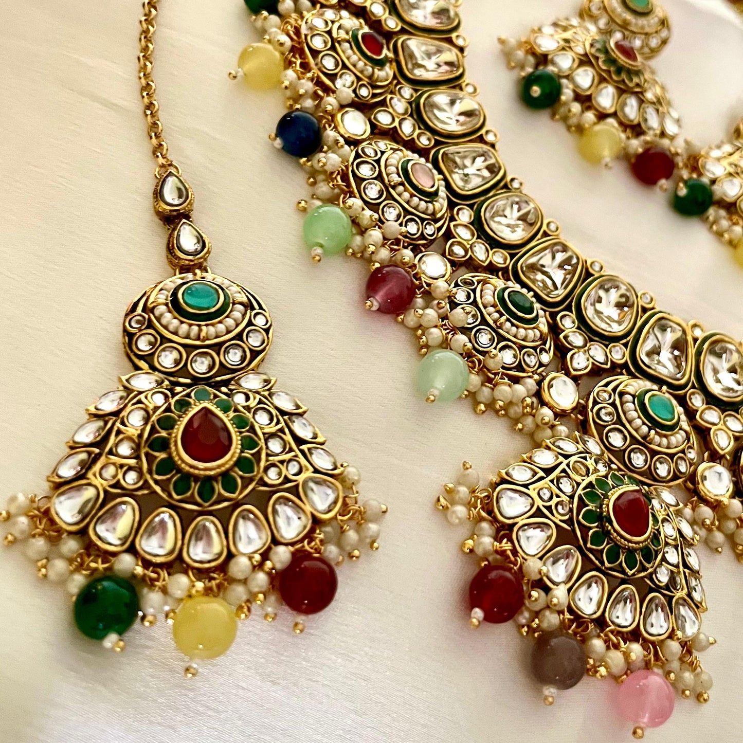 INDRADHANUSH MAHARANI NECKLACE SET