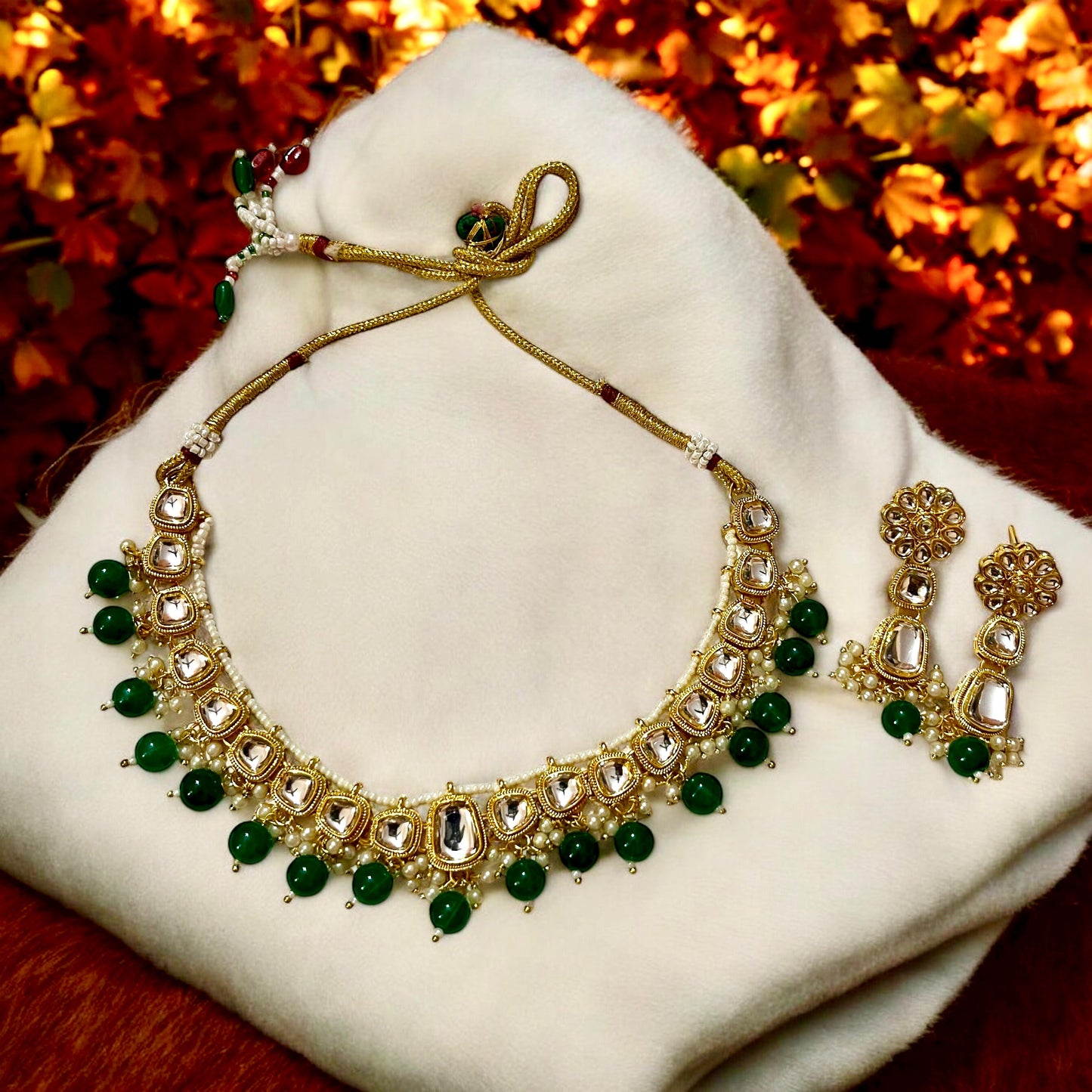 EMERALD KIRTI NECKLACE SET