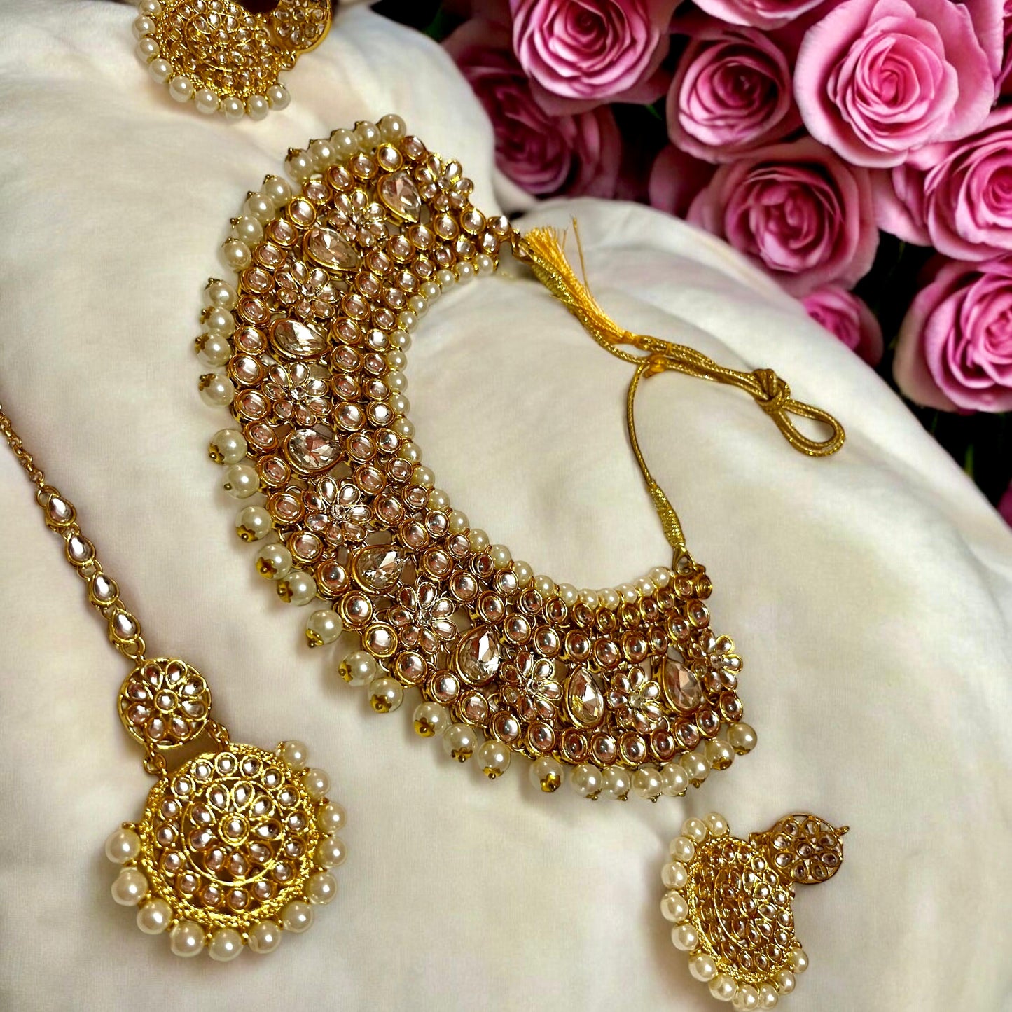 IVORY KISHNA NECKLACE SET